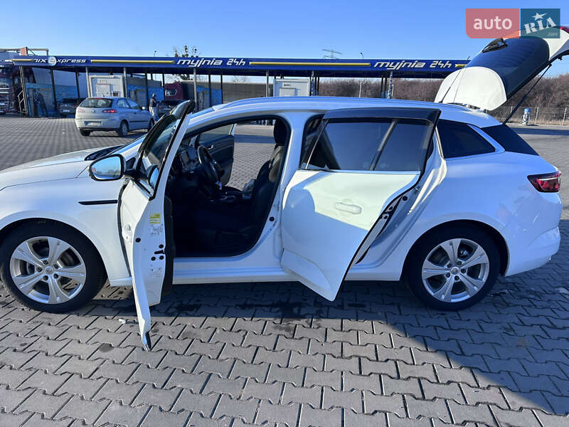 Универсал Renault Megane 2017 в Новоднестровске