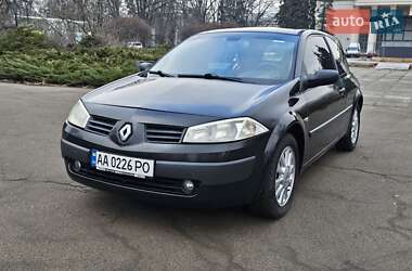 Хэтчбек Renault Megane 2004 в Киеве