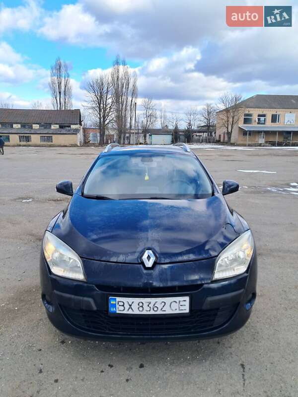 Универсал Renault Megane 2010 в Новой Ушице