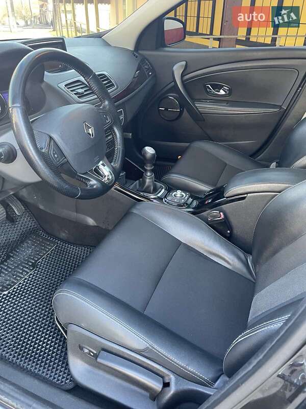 Универсал Renault Megane 2013 в Херсоне фото 26 Универсал Renault Megane 2013 в Херсоне