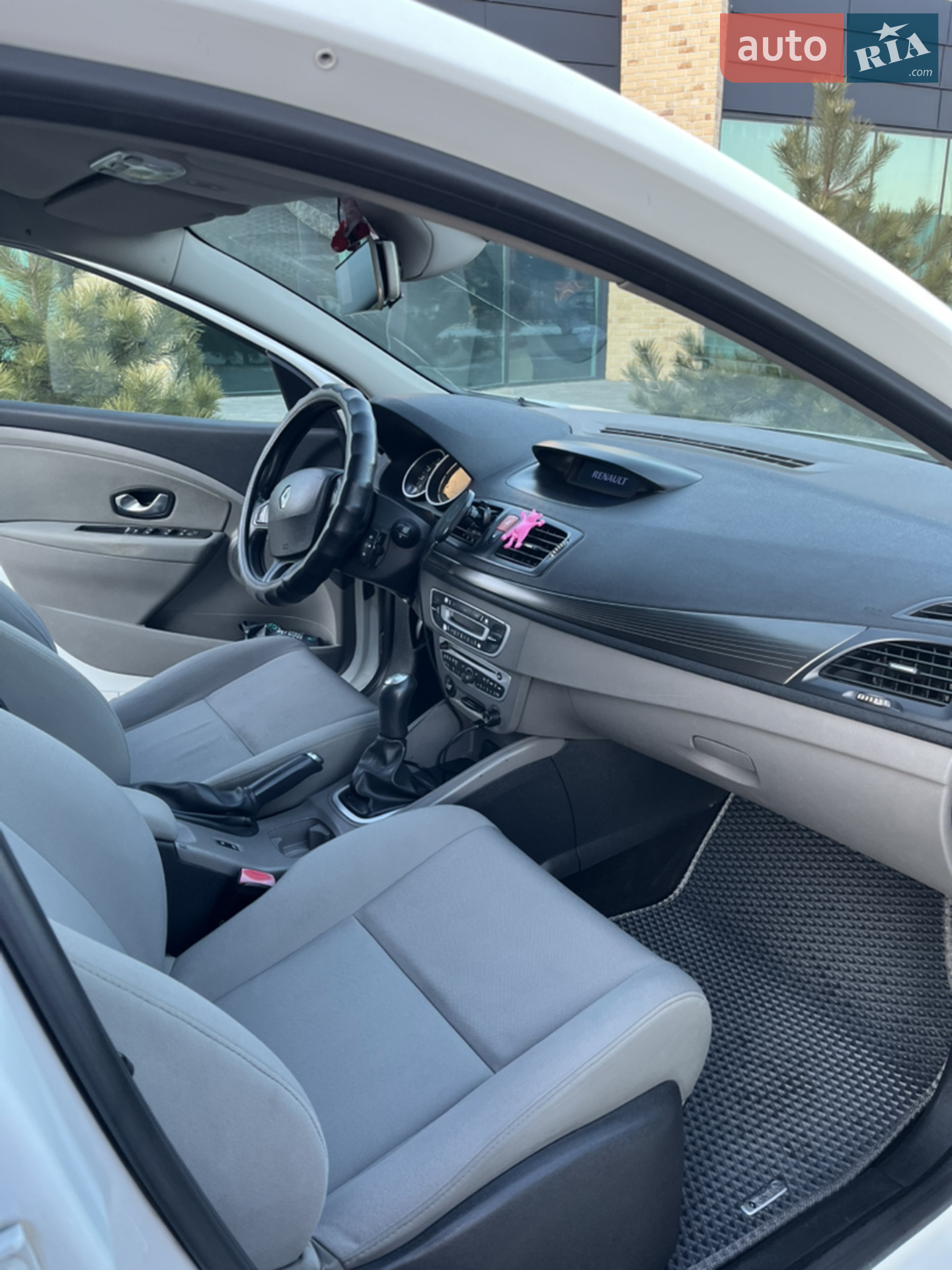 2010 Renault Megane - мініатюра 9