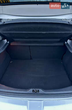 Хэтчбек Renault Megane 2010 в 
