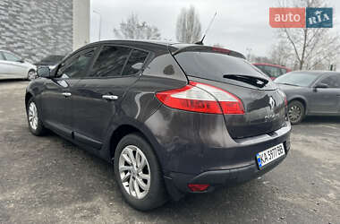 Хэтчбек Renault Megane 2014 в 