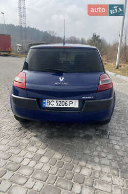 Хэтчбек Renault Megane 2006 в 