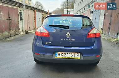 Хэтчбек Renault Megane 2009 в 
