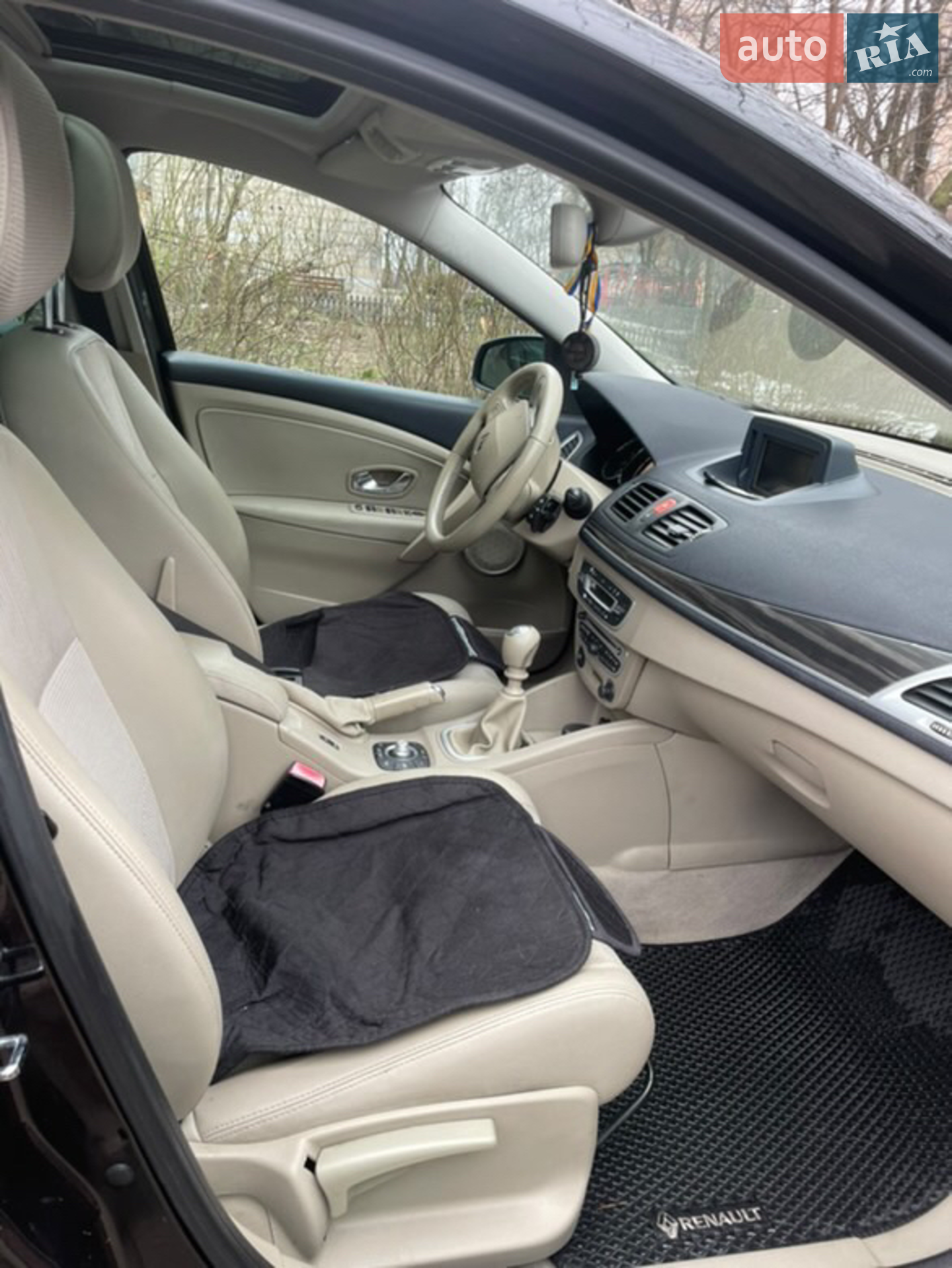 2010 Renault Megane - мініатюра 25
