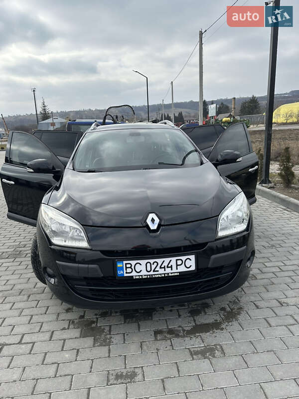 Универсал Renault Megane 2011 в Золочеве фото 17 Универсал Renault Megane 2011 в Золочеве