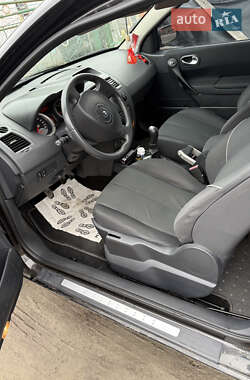 Купе Renault Megane 2005 в 
