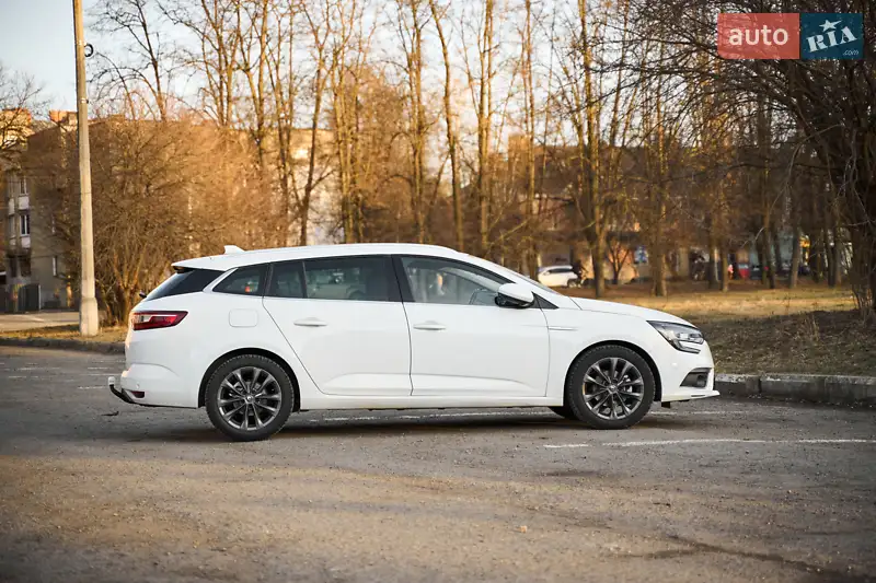 Renault Megane 2017 VIN VF1RFB00958182337 фото оголошення 12 з 92