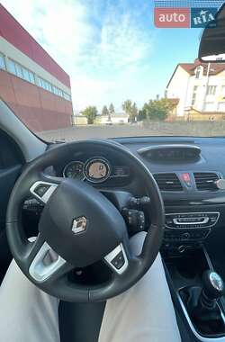 Хетчбек Renault Megane 2011 в Гайсину