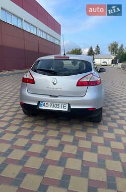 Хетчбек Renault Megane 2011 в Гайсину