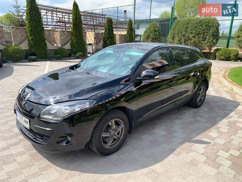 Универсал Renault Megane 2011 в Сарнах