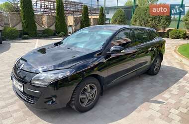 Универсал Renault Megane 2011 в 