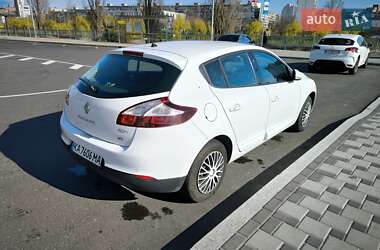 Хэтчбек Renault Megane 2015 в Киеве