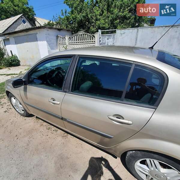 Седан Renault Megane 2007 в Днепре