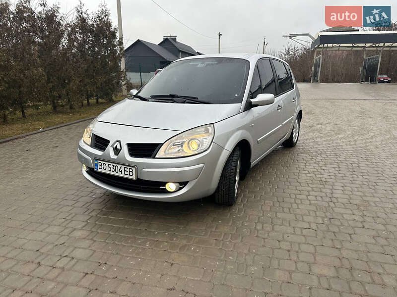Хэтчбек Renault Megane 2007 в 