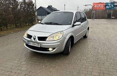 Хэтчбек Renault Megane 2007 в 