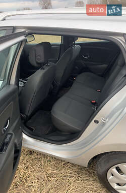 Универсал Renault Megane 2012 в 