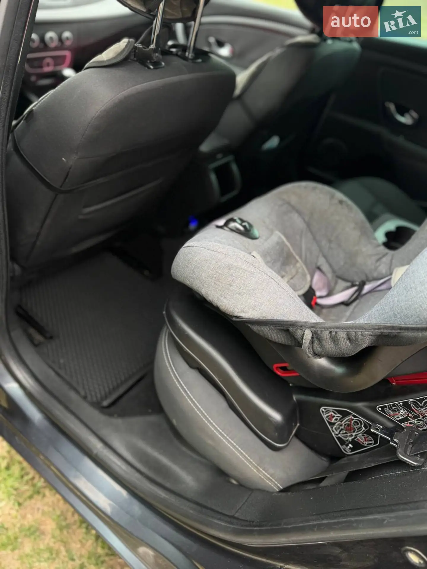 2010 Renault Megane - мініатюра 20