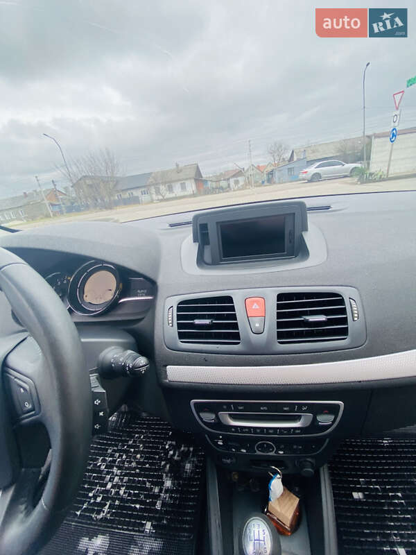 Универсал Renault Megane 2011 в Нововолынске