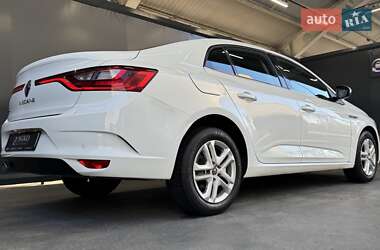 Седан Renault Megane 2020 в 