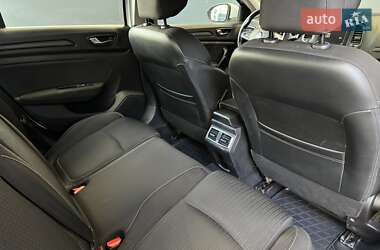 Седан Renault Megane 2020 в 