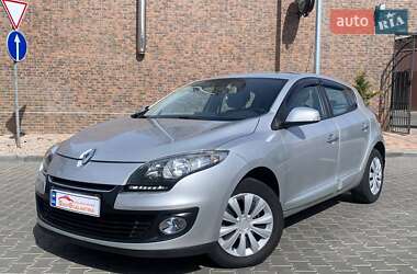 Хэтчбек Renault Megane 2013 в 