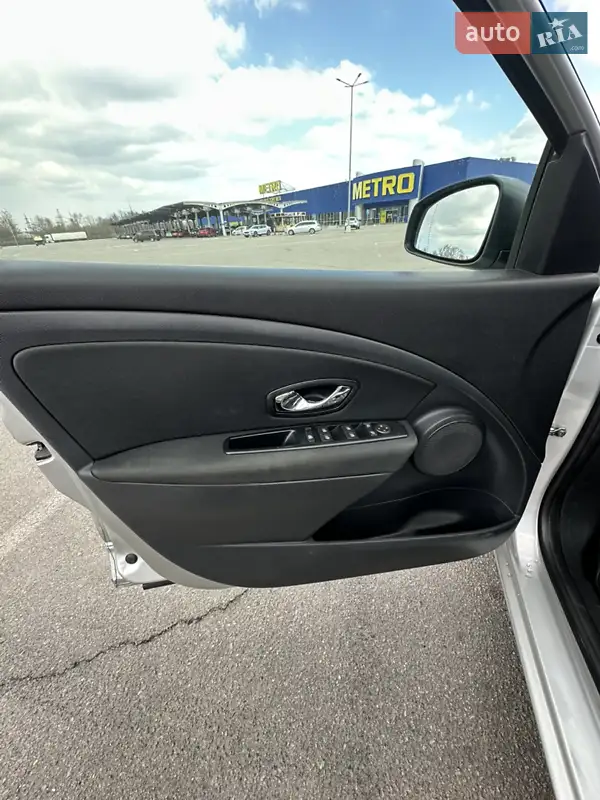 Универсал Renault Megane 2014 в 