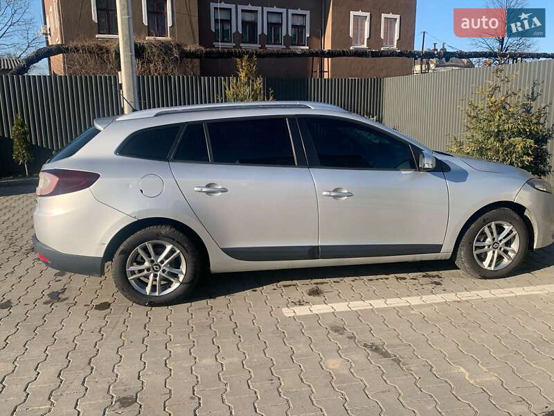 Универсал Renault Megane 2010 в Черновцах