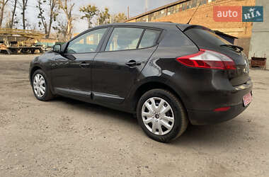Хэтчбек Renault Megane 2009 в 