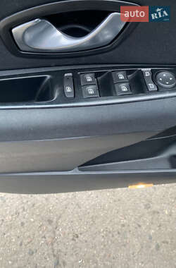 Хэтчбек Renault Megane 2009 в 