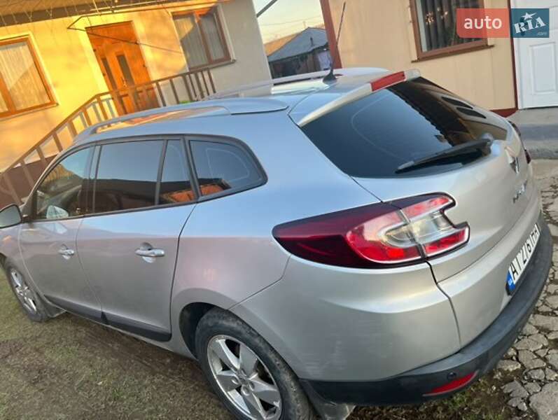 Универсал Renault Megane 2011 в 