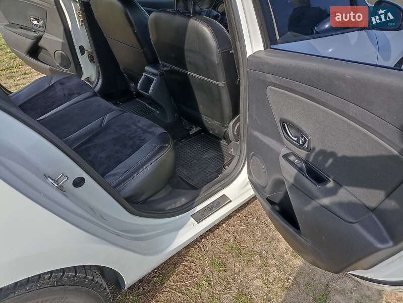 Универсал Renault Megane 2013 в Коростене