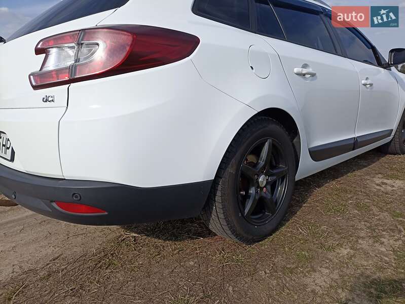 Универсал Renault Megane 2013 в Коростене