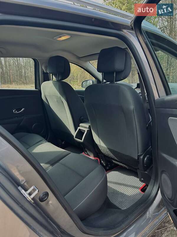 Универсал Renault Megane 2012 в Радомышле
