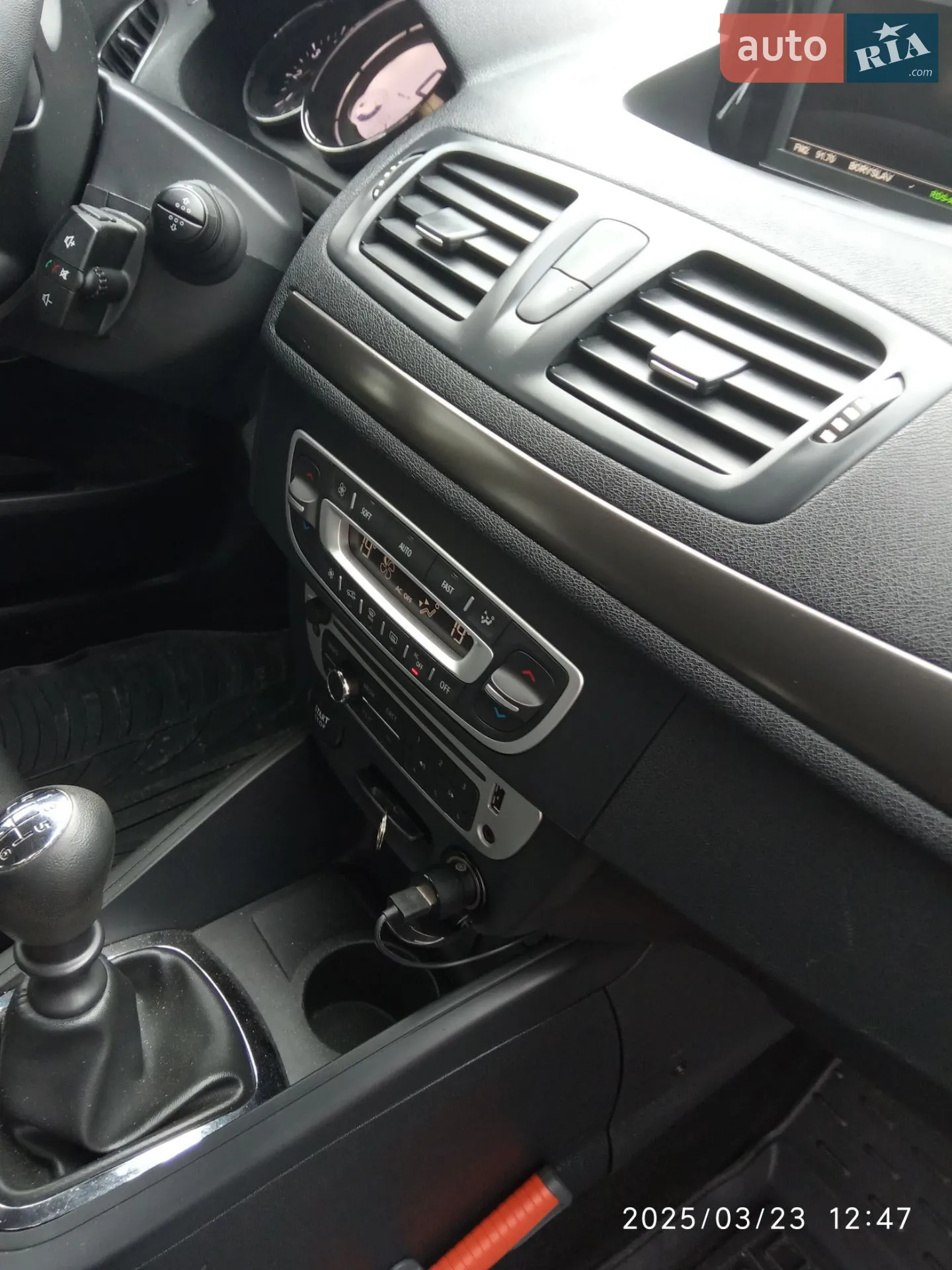 2013 Renault Megane - мініатюра 19