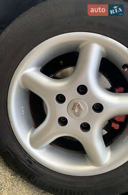 Хетчбек Renault Megane 2011 в 