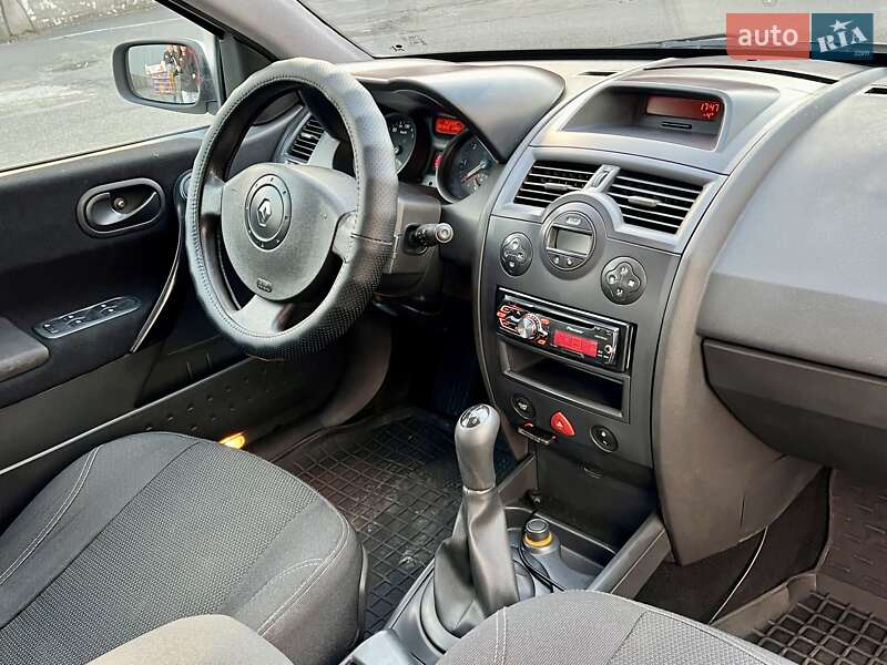 Седан Renault Megane 2005 в Києві