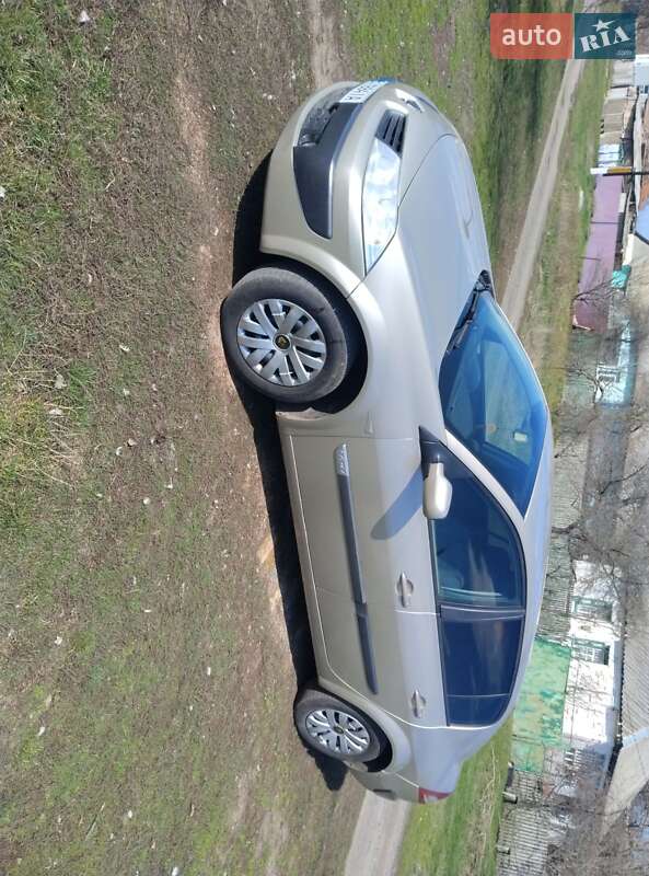 Седан Renault Megane 2006 в Козельщині