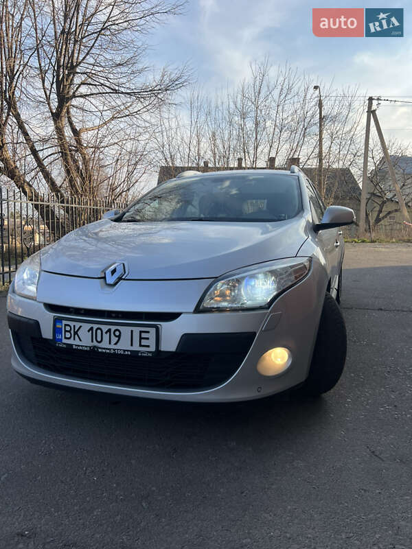 Універсал Renault Megane 2011 в Рівному фото 2 Універсал Renault Megane 2011 в Рівному