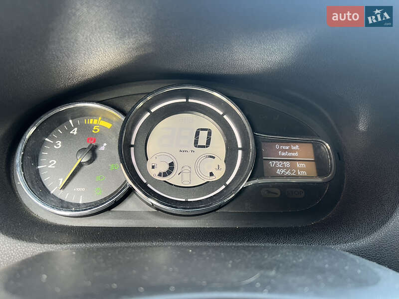 Універсал Renault Megane 2011 в Рівному фото 13 Універсал Renault Megane 2011 в Рівному