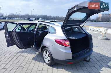Универсал Renault Megane 2010 в 