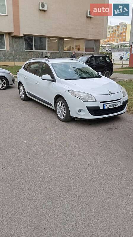 Универсал Renault Megane 2011 в Перечине