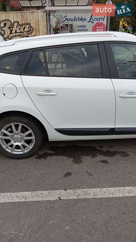 Универсал Renault Megane 2011 в Перечине