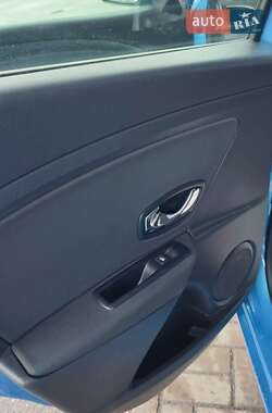Хэтчбек Renault Megane 2014 в 