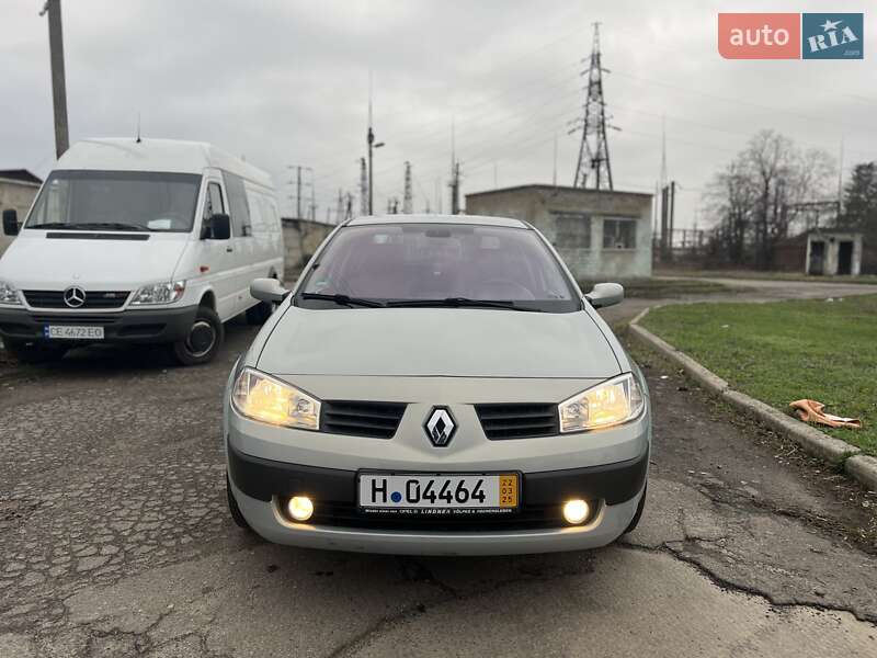 Седан Renault Megane 2003 в Лозовой