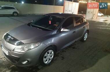 Хэтчбек Renault Megane 2008 в 