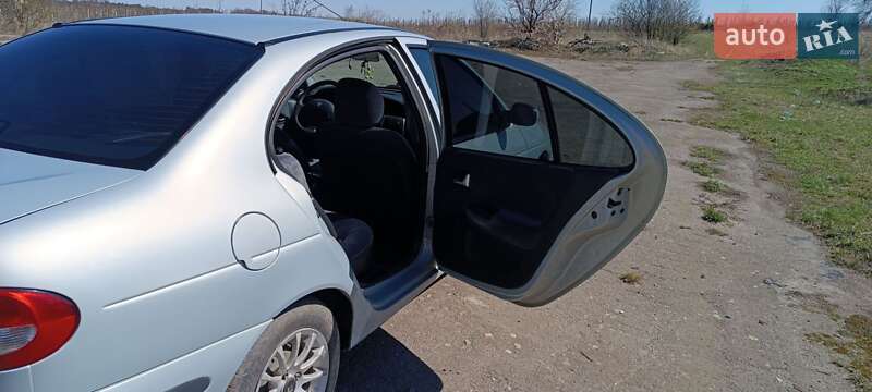 Седан Renault Megane 2003 в Нововолинську