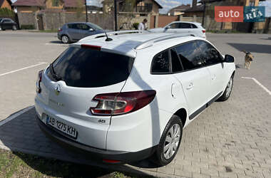 Универсал Renault Megane 2011 в 