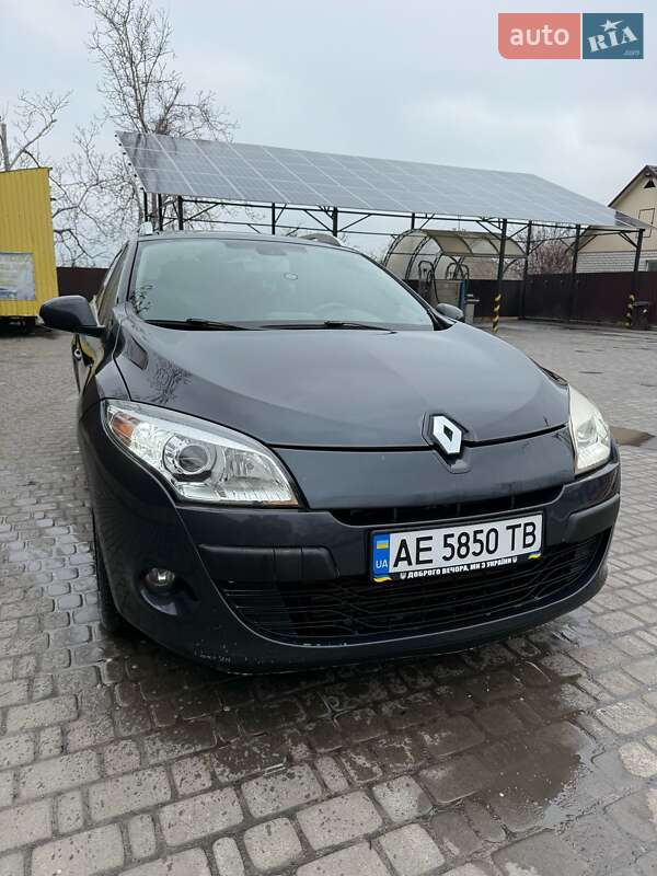 Универсал Renault Megane 2010 в 